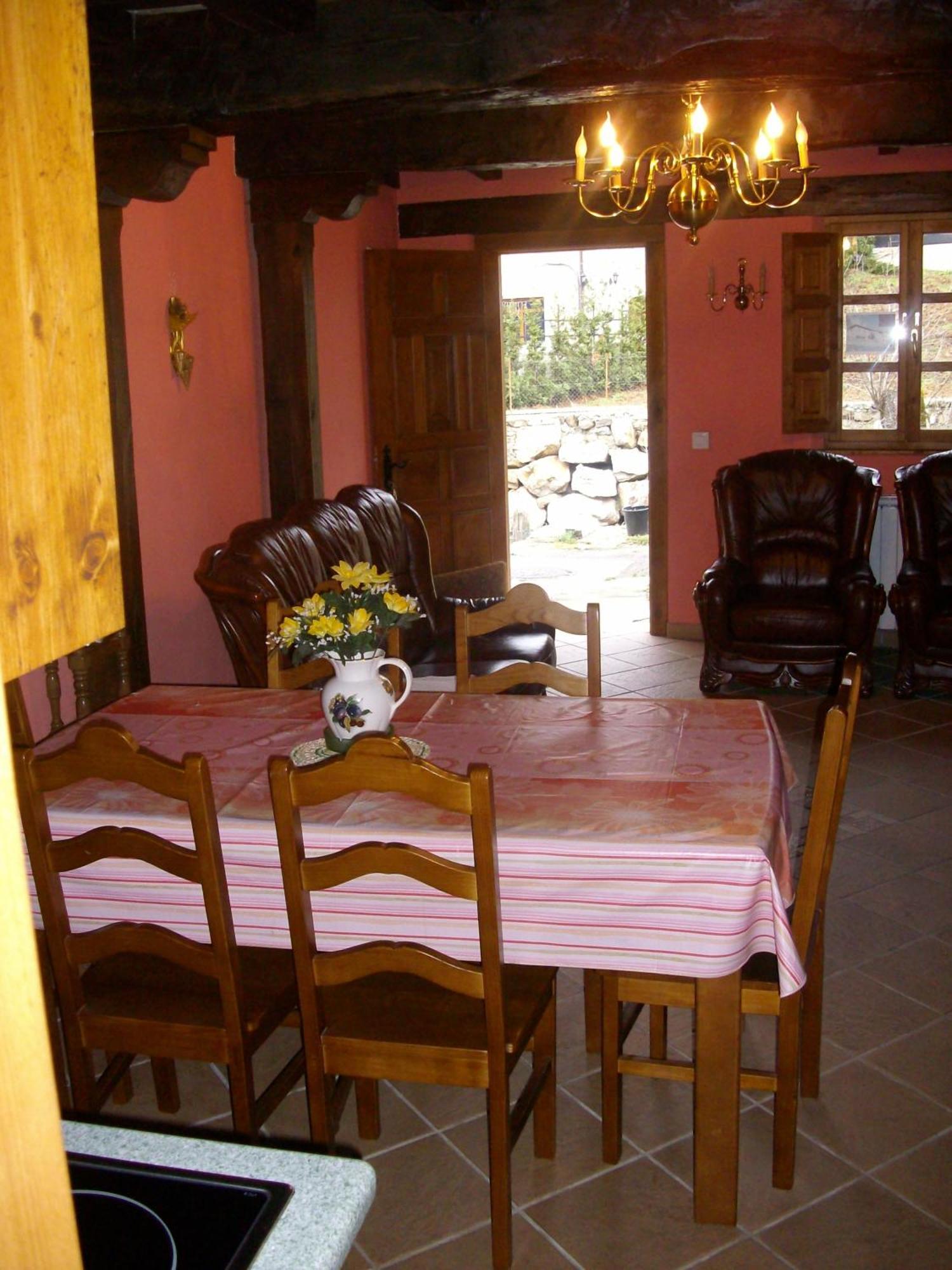 Casa Rural La Torre De Espinama Extérieur photo